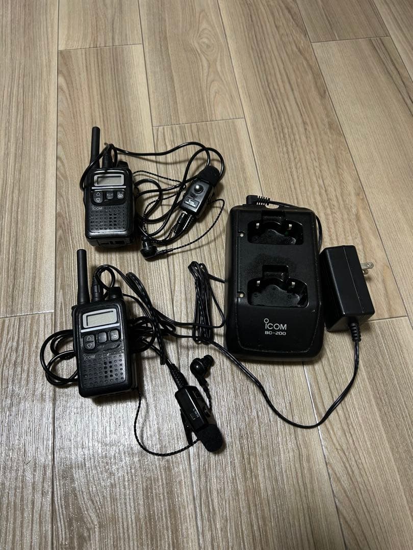 ICOM トランシーバー インカム 2個 充電器 セット