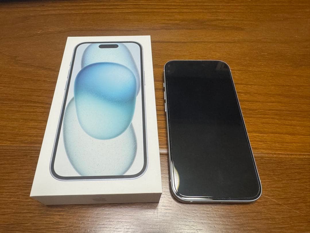 い*う様 Apple iPhone15 128GB 本体 バッテリー100%　送