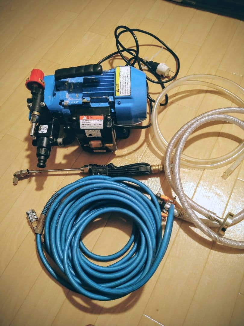 エアコン　高圧洗浄機本体