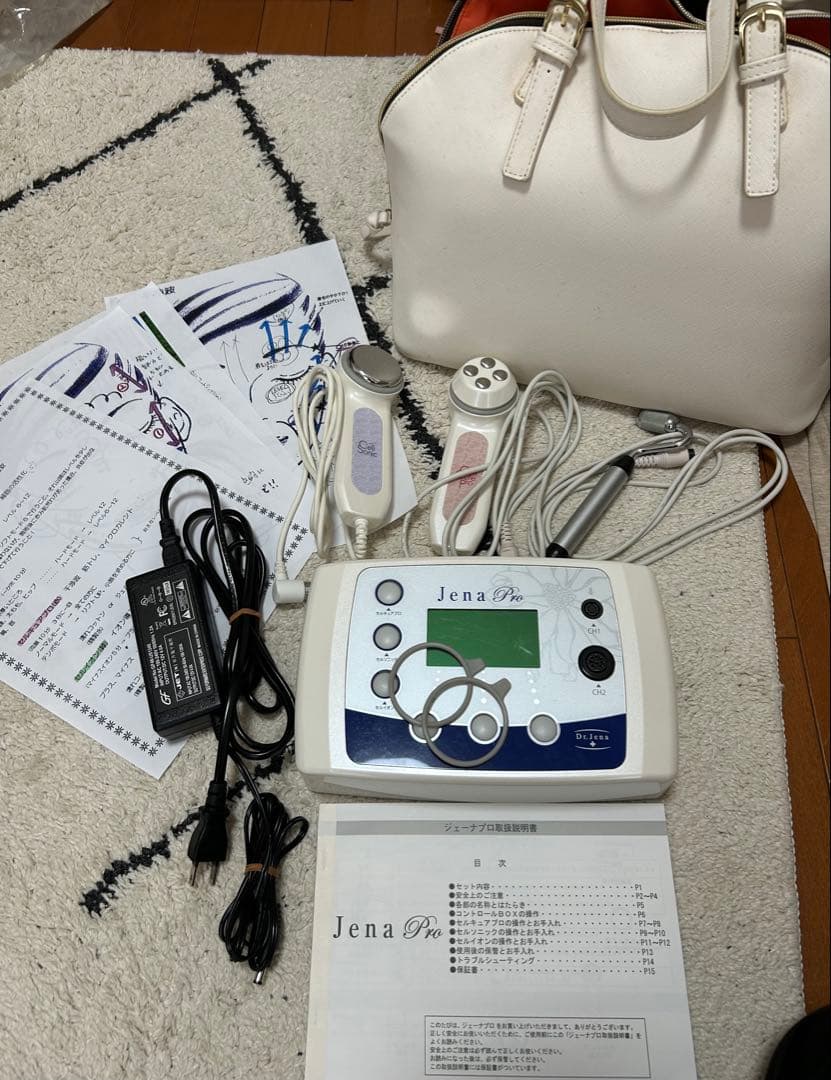 Dr. Jena ジェーナプロ　セルキュア　美顔器　小顔