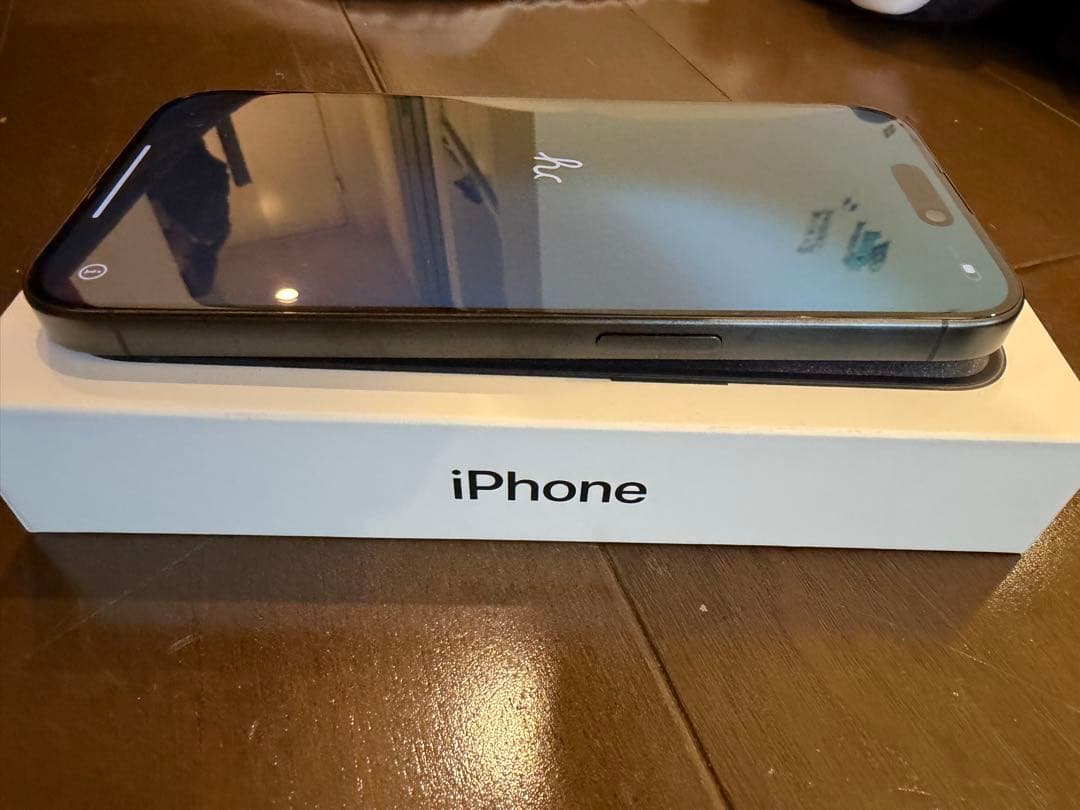 iPhone15Pro 128GB SIMフリー　バッテリー86%