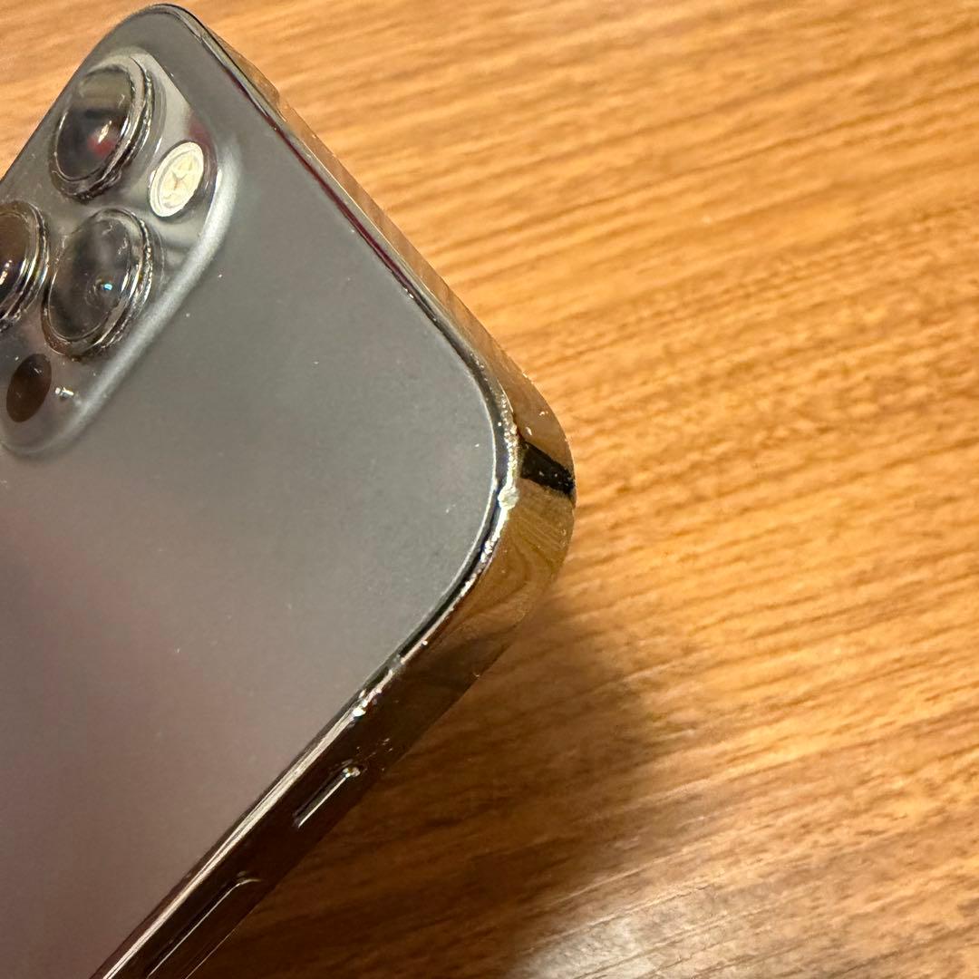［中古)iPhone 12 Pro 128GB 新品純正ケーブル付き