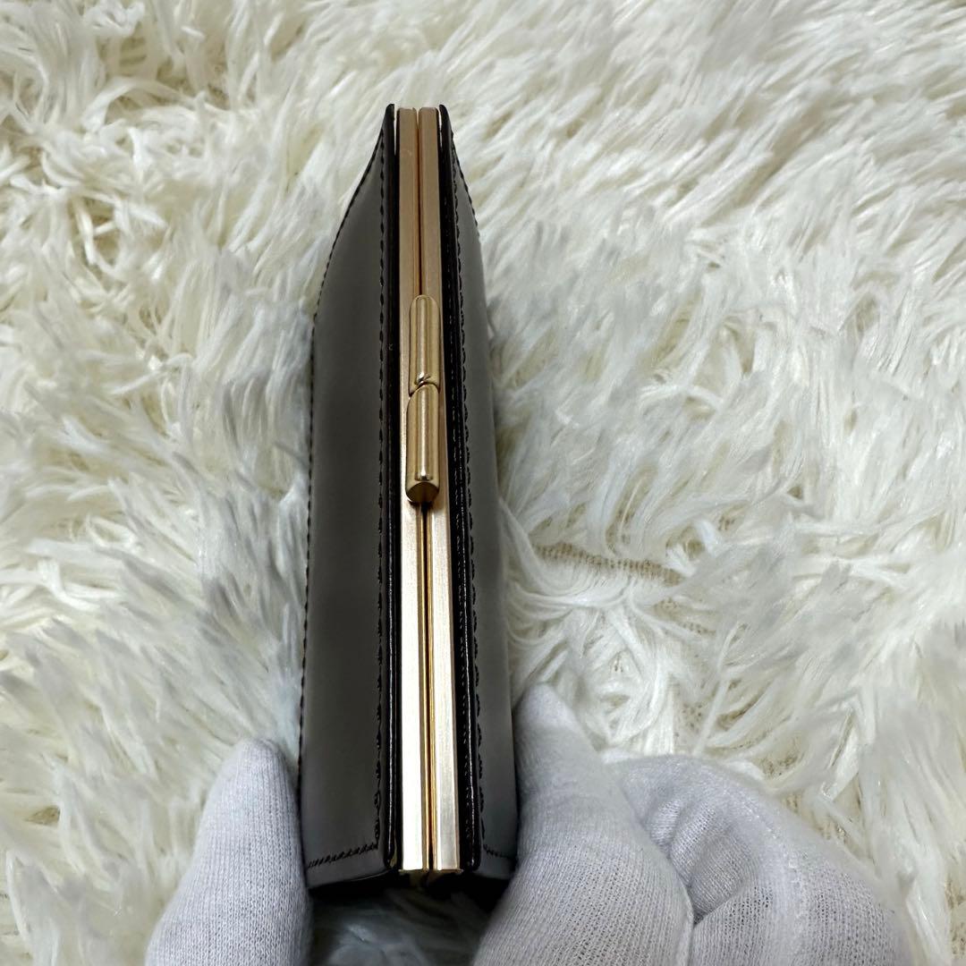 未使用に近い　バーバリー　がま口レザーケース 内側ノバチェック　ブラウン