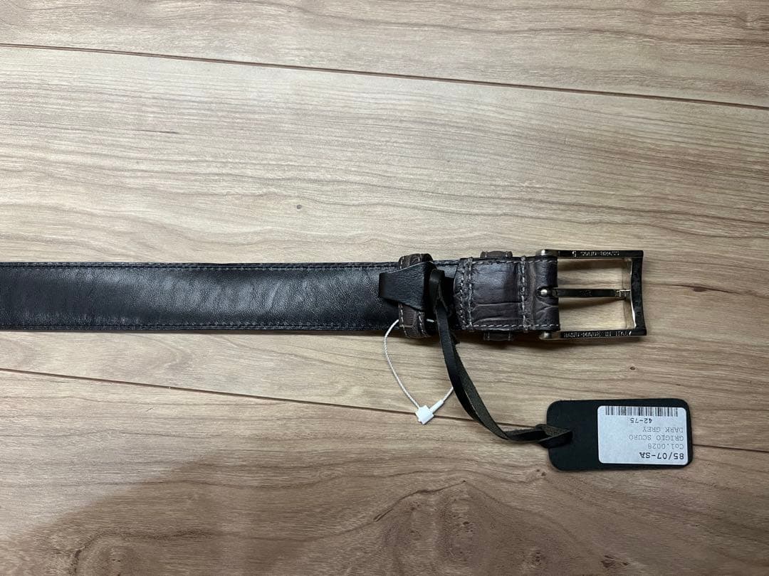 ほぼ未使用　フェリージ　felisi レザー ベルト 42-75