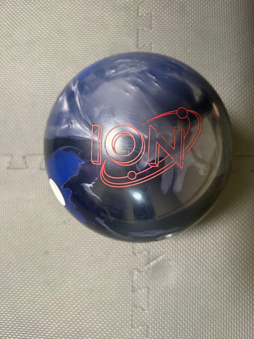 ボウリングボール ストーム アイオン・プロ 14ポンド