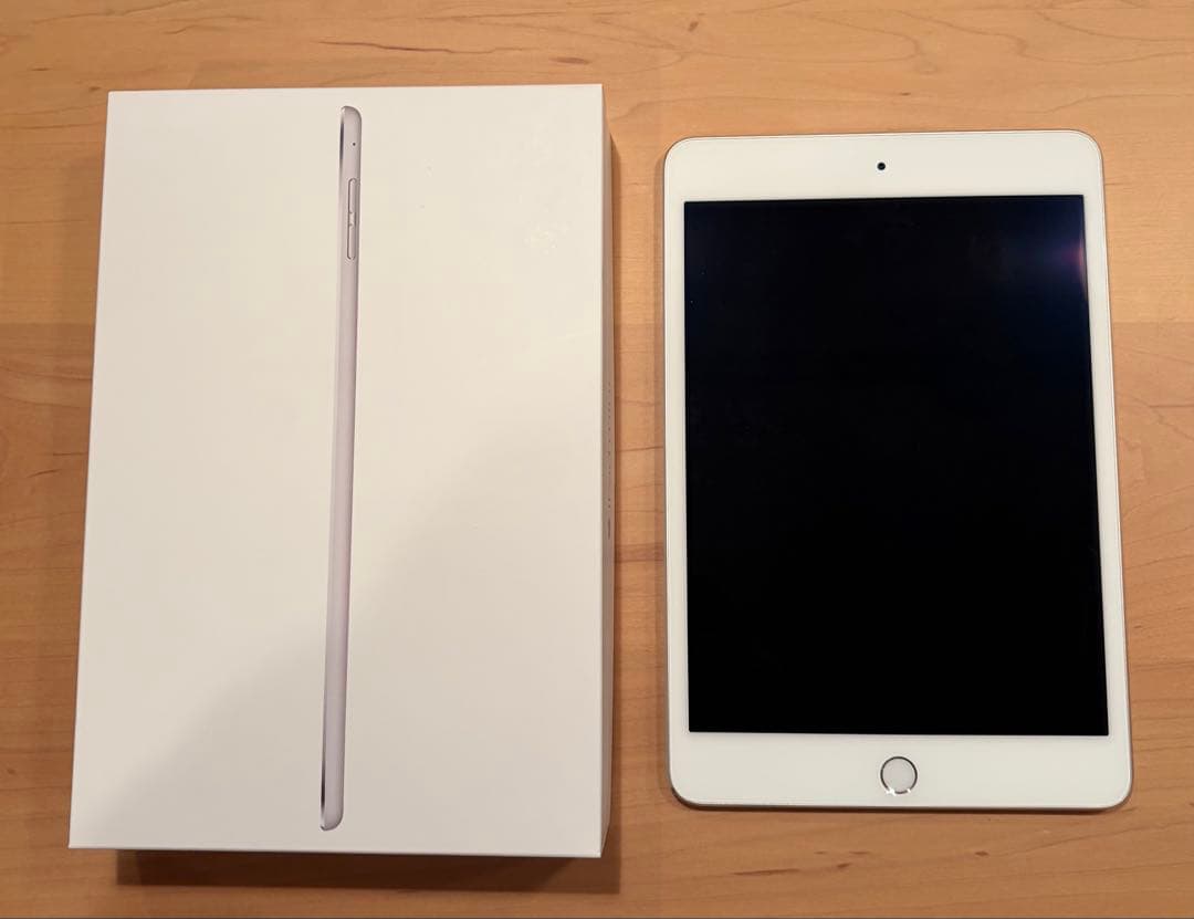 Apple iPad mini 第4世代 32GB シルバー