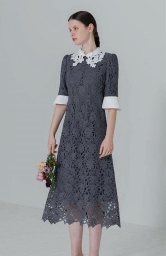 【LEJA】花柄レースカラースパンコール刺繍Aラインフレアドレスワンピース