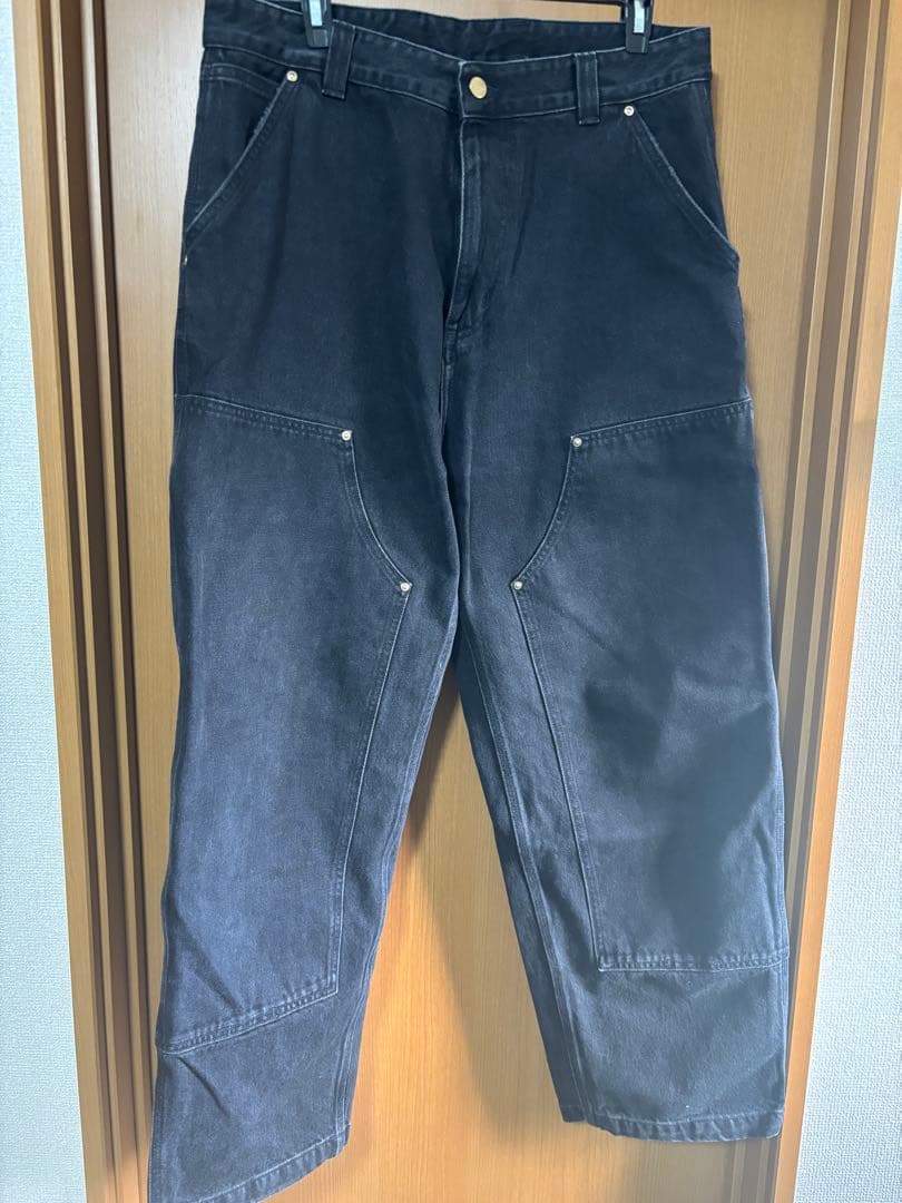 Carhartt WIP ブラックワークパンツ