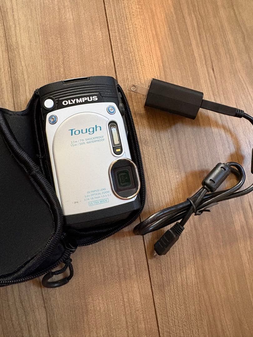 OLYMPUS Tough TG-850 ホワイト