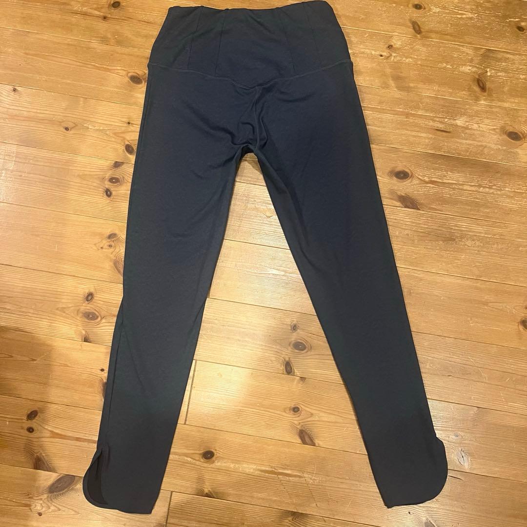 SUKALAデニムクロスヨガウエア　タンクトップ　レギンス　２点セット　Lサイズ