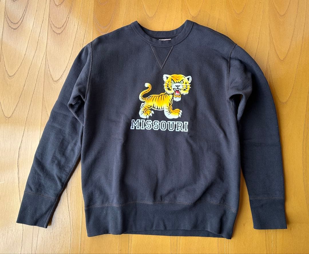 リアルマッコイズ 前Vフロッキープリント サイズL