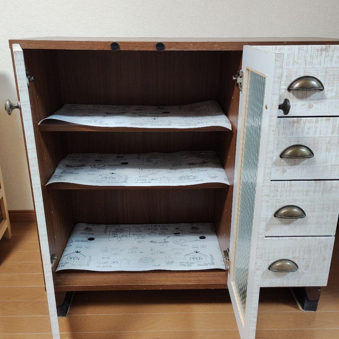 木製食器棚 ホワイトとブラウン 収納力抜群