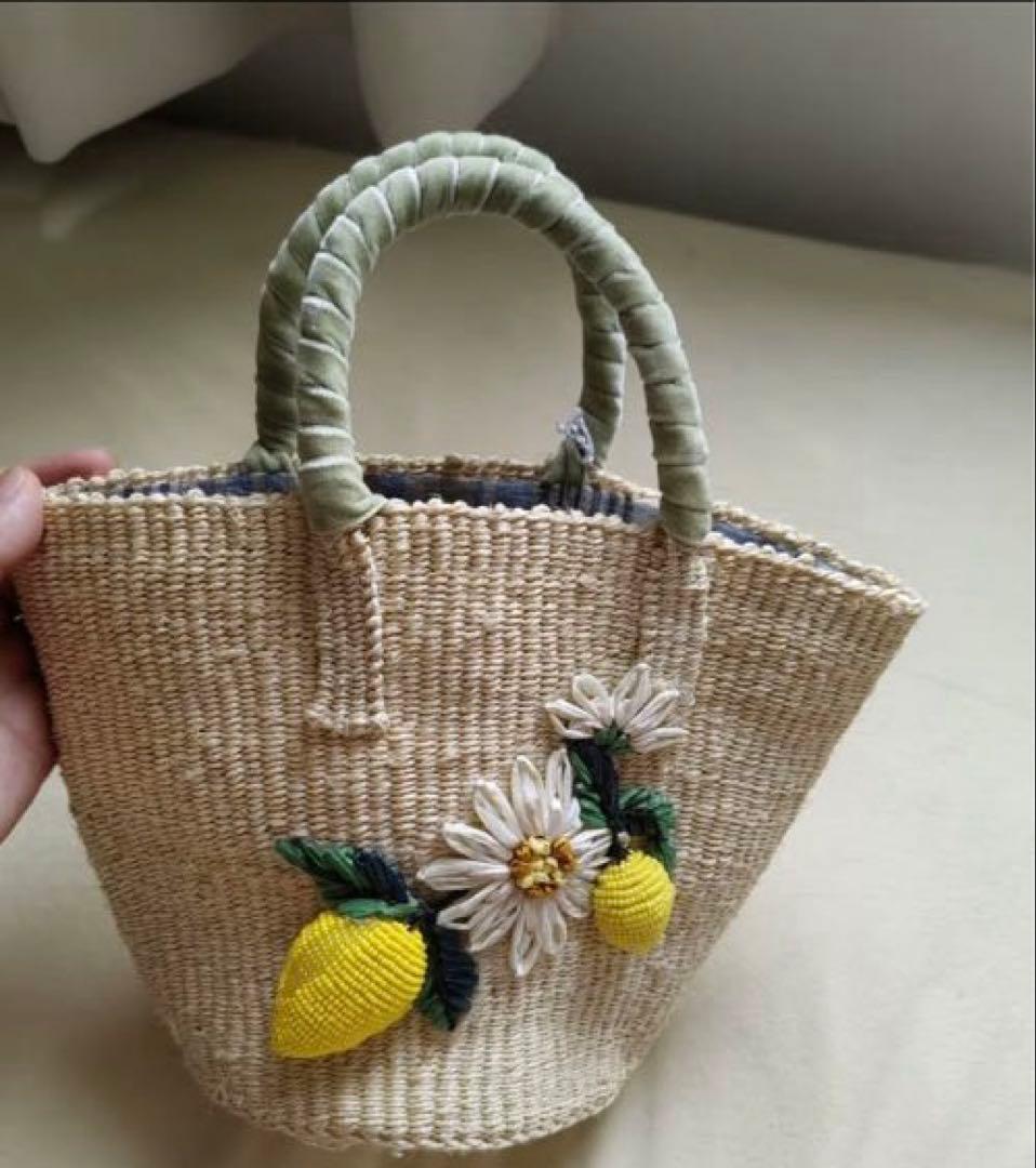 ナナ❗️タグ付き未使用！ケイタマルヤマ　レモンと花のビーズ刺繍付きかごバッグ