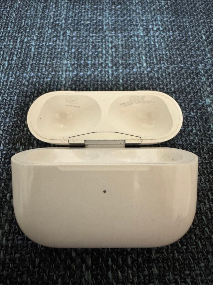 Apple AirPods Pro MLWK3JA 第二世代USB-Cモデル