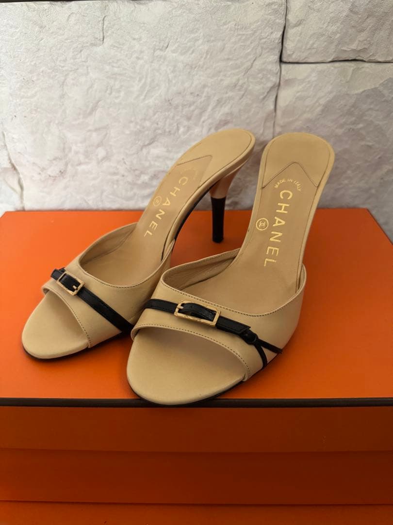 CHANEL パンプス