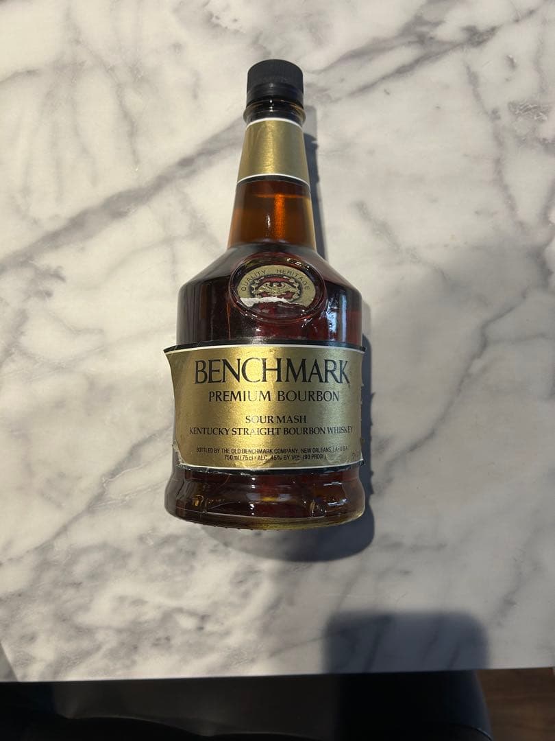 BENCHMARK プレミアムバーボン　古酒