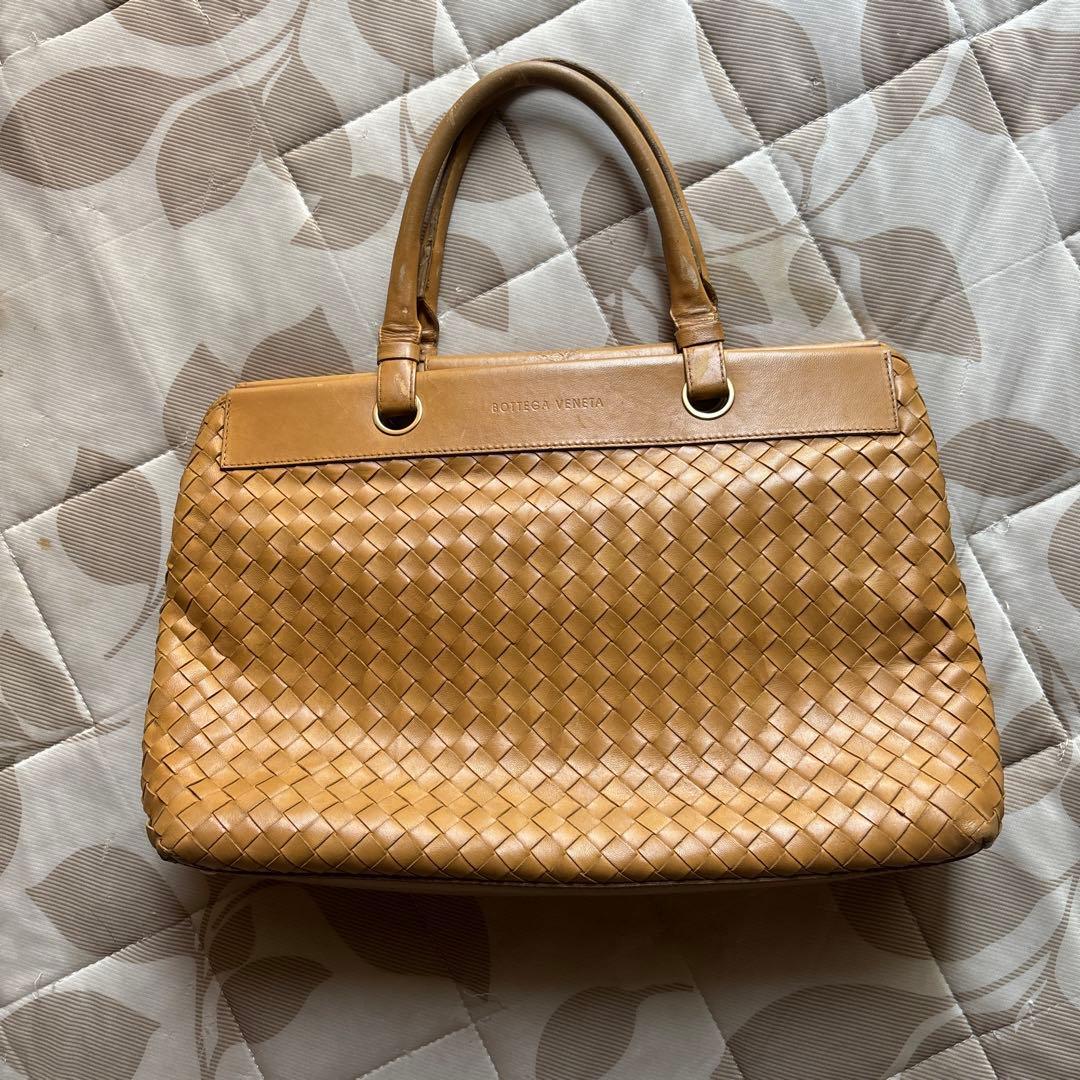BOTTEGA VENETA ベージュ編み込みバッグ