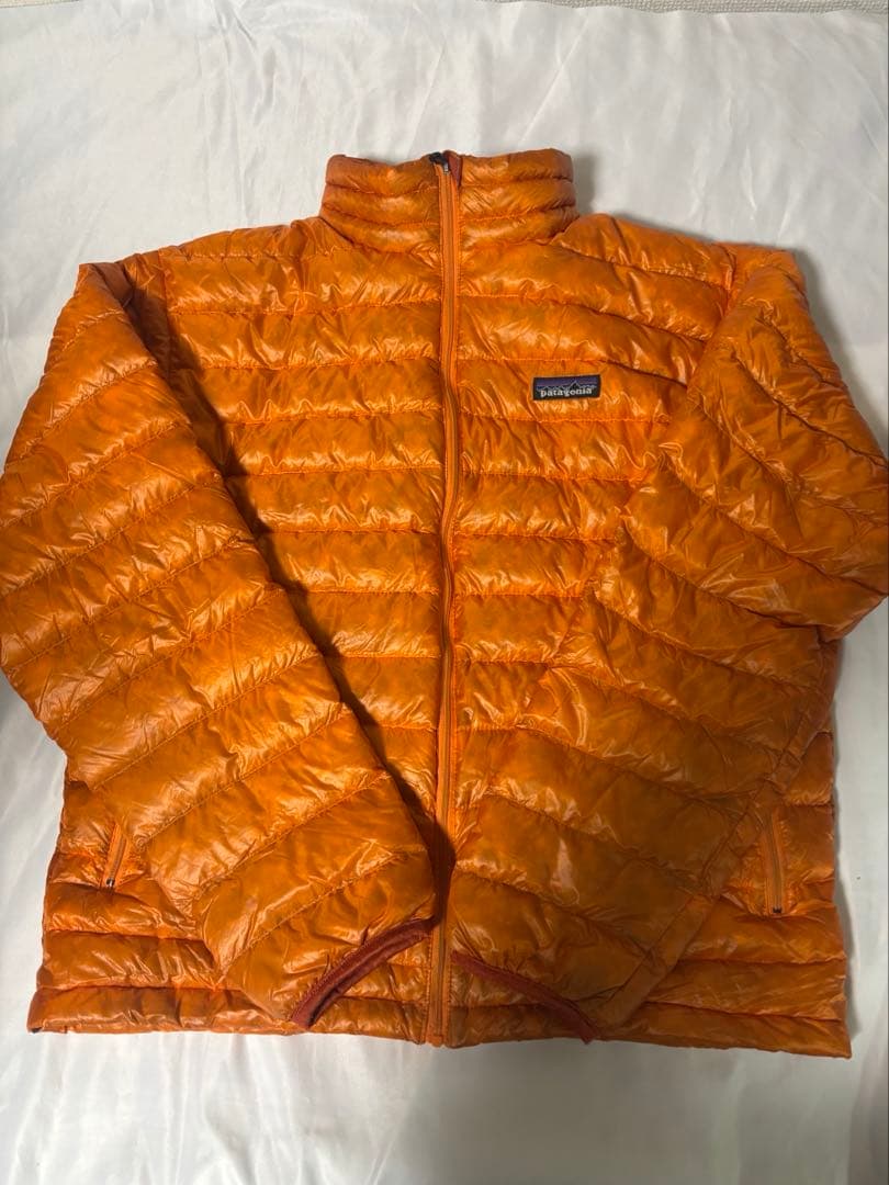 パタゴニア ダウンセーター ダウンジャケット オレンジ メンズＳ84672 軽量