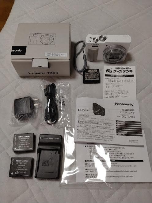 Panasonic LUMIX DC-TZ99 保証書 バッテリー2個と充電器付