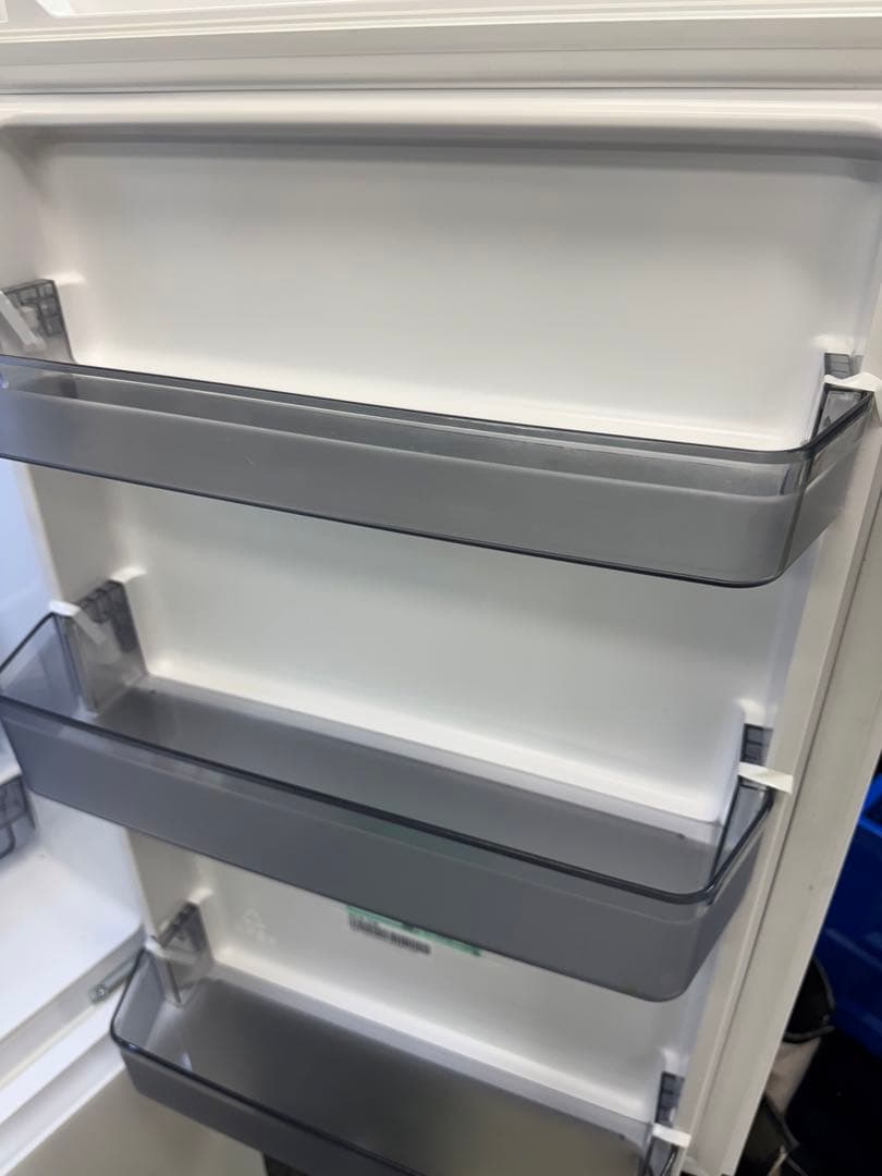 【美品】Hisense ハイセンス 冷蔵庫 HI-G260HW 2024年製