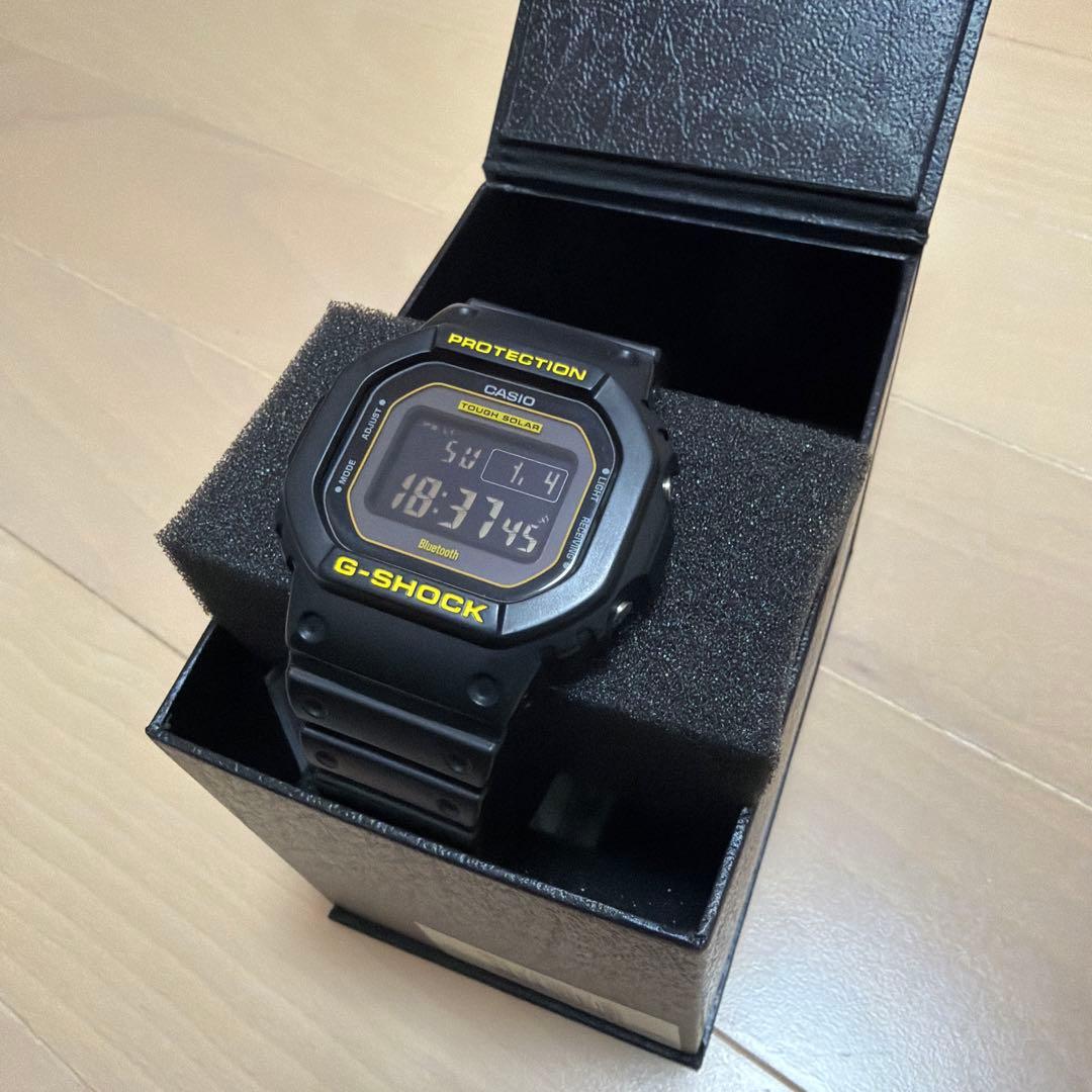 GショックGW-B5600CY-1JF bluetooth +電波ソーラー