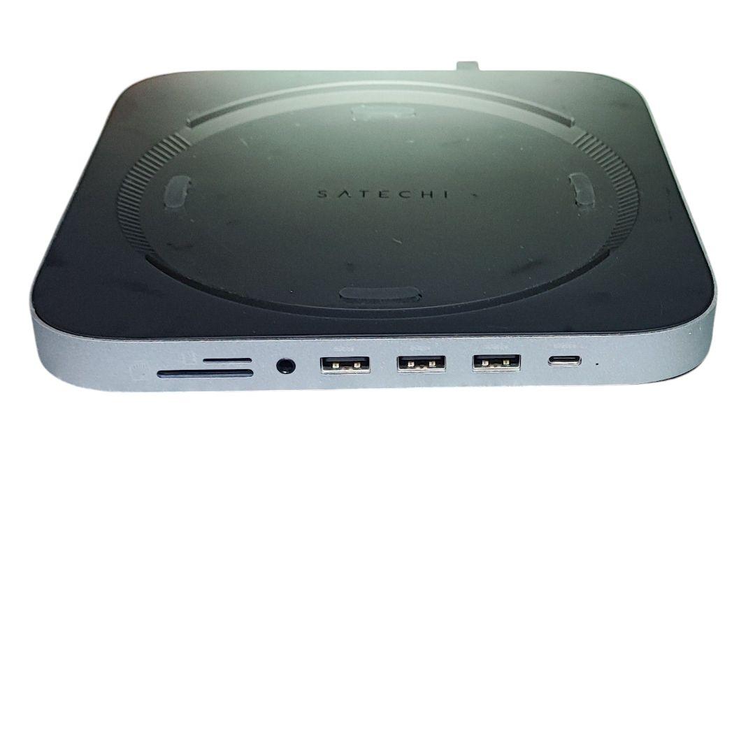 Mac mini スタンド＆ハブ NVMe SSDエンクロージャー付き