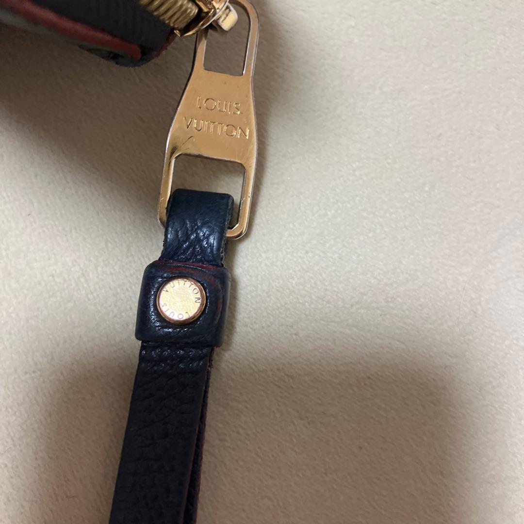 Louis Vuitton アンプラントネイビー