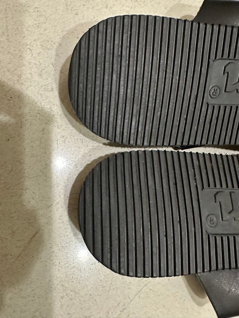 RUDE GALLERY STARBURST LEATHERサンダル