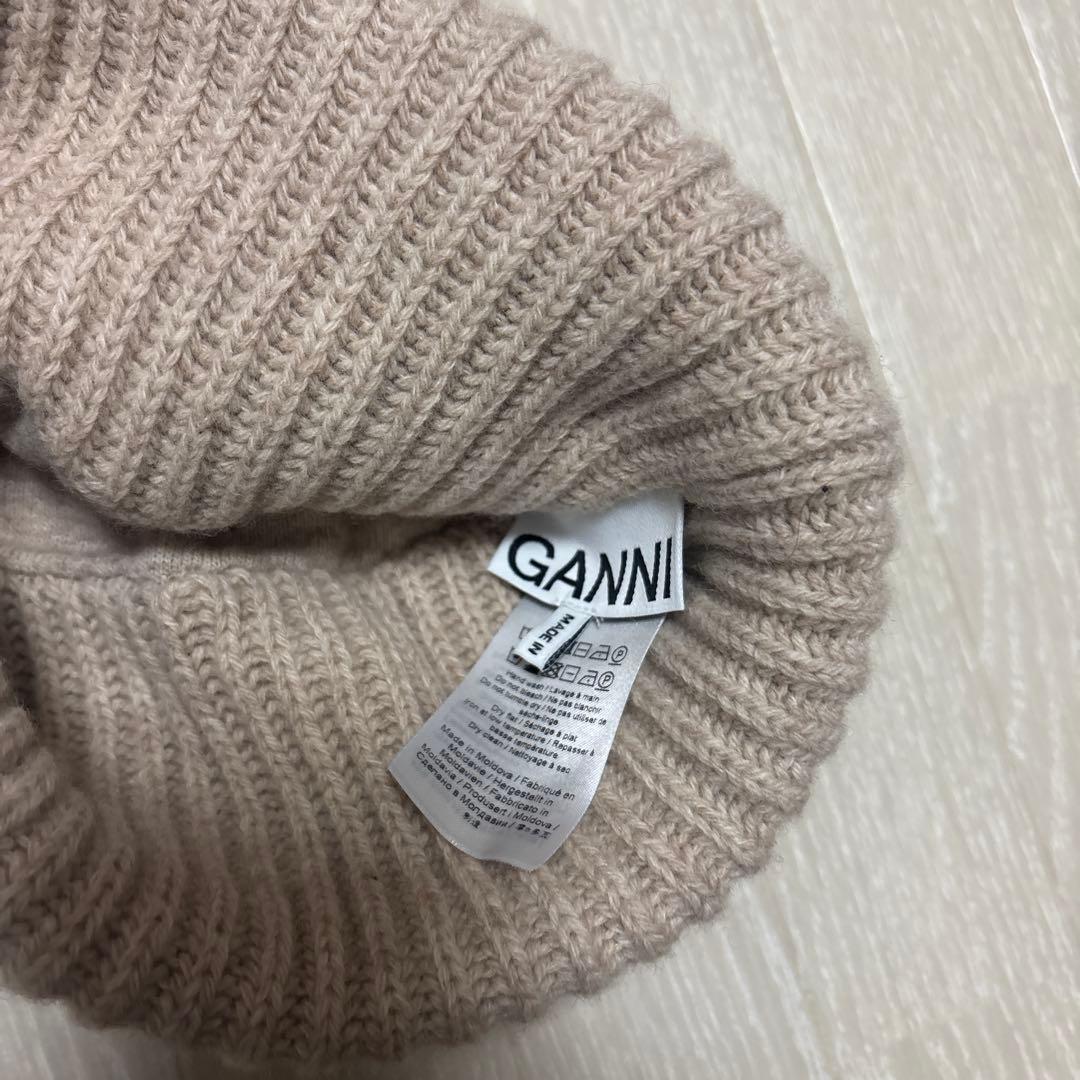 GANNI ガニー　ビーニー　ニット帽　ベージュ