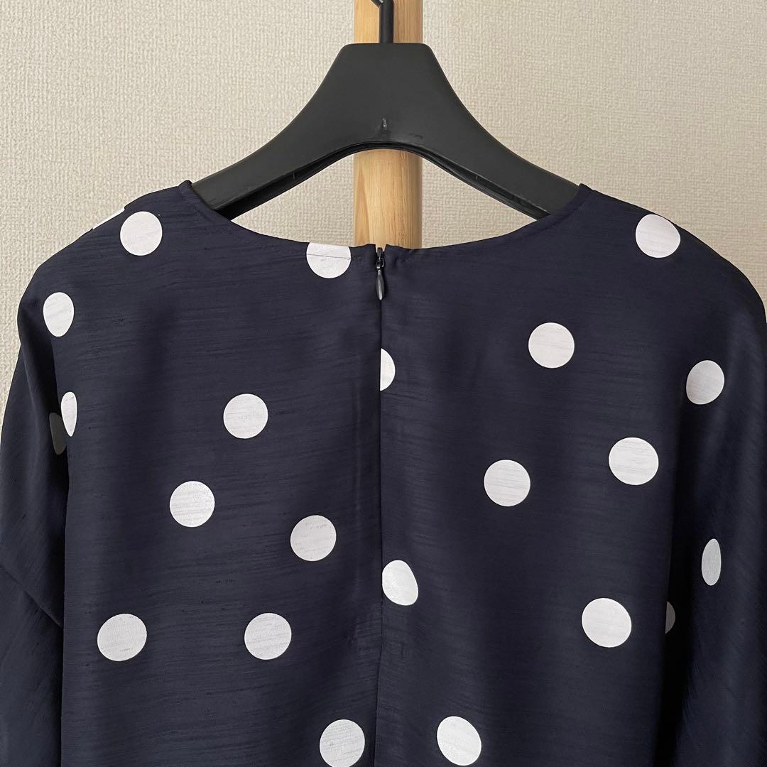 極美品 NOBLE ドットプリントシャンタンブラウス ノーブル ネイビー系