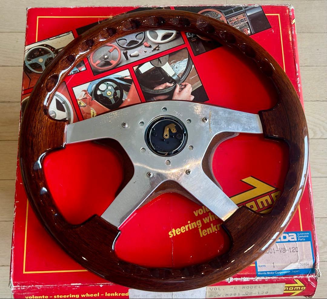 momo ウッド ４スポーク　ステアリングホイール 美品