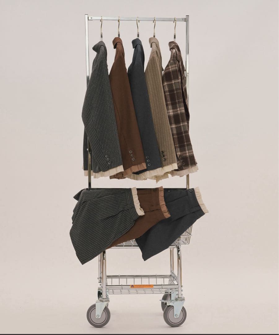 完売カラー✨loin nuit フリルレイヤードデザインジャケット