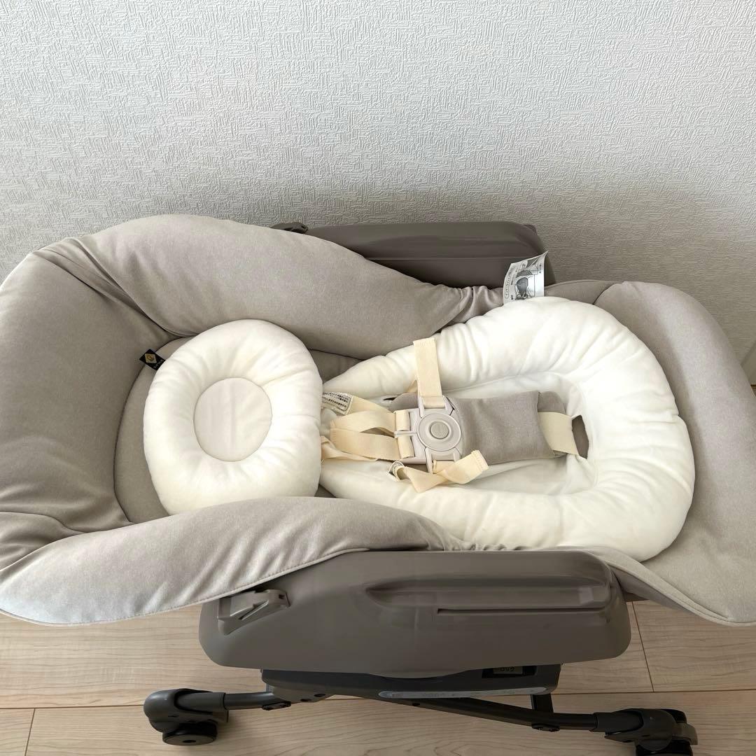 コンビ　スウィングベット&チェア ネムリラ　コードレス　AUTO SWING