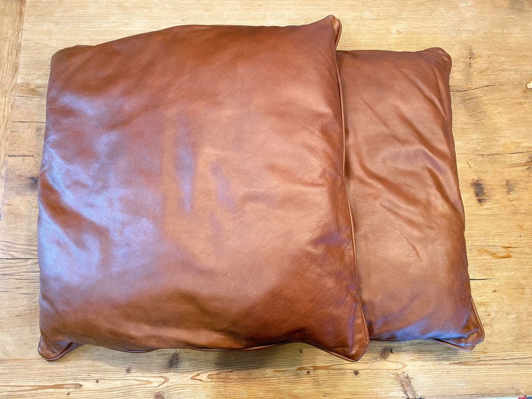 ACTUS five by five ソファ レザークッション