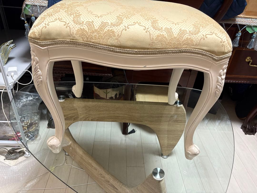 クロシオ フランシスカ スツール ホワイト 手彫り 猫足 アンティーク調