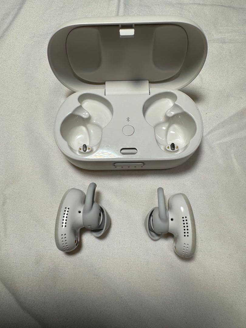 Bose Quiet Comfort Earbuds（第一世代）ホワイト