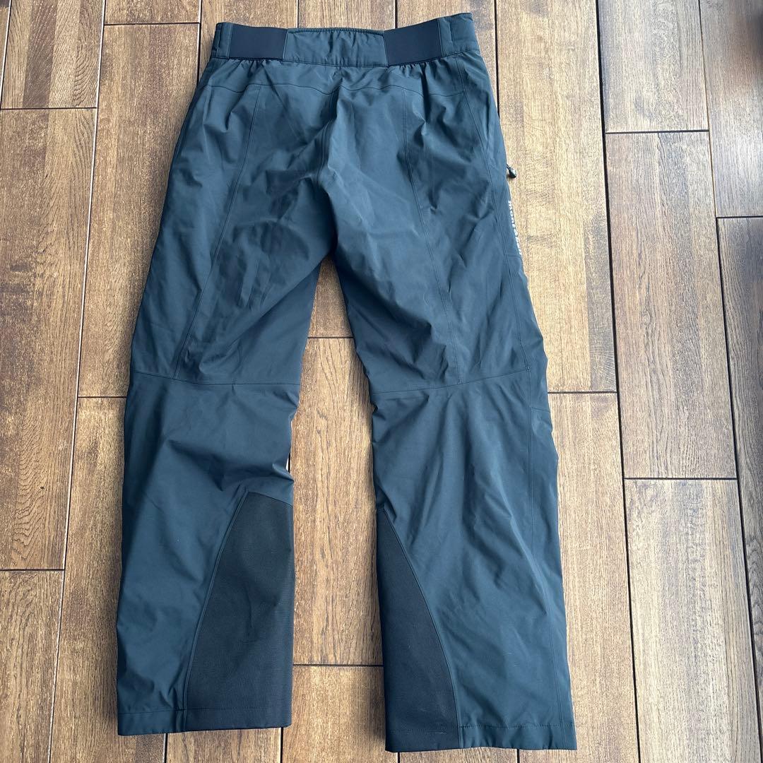 ジ*ン様 モンベル　スーパー ドライテック インシュレーテッド ライトパンツ S