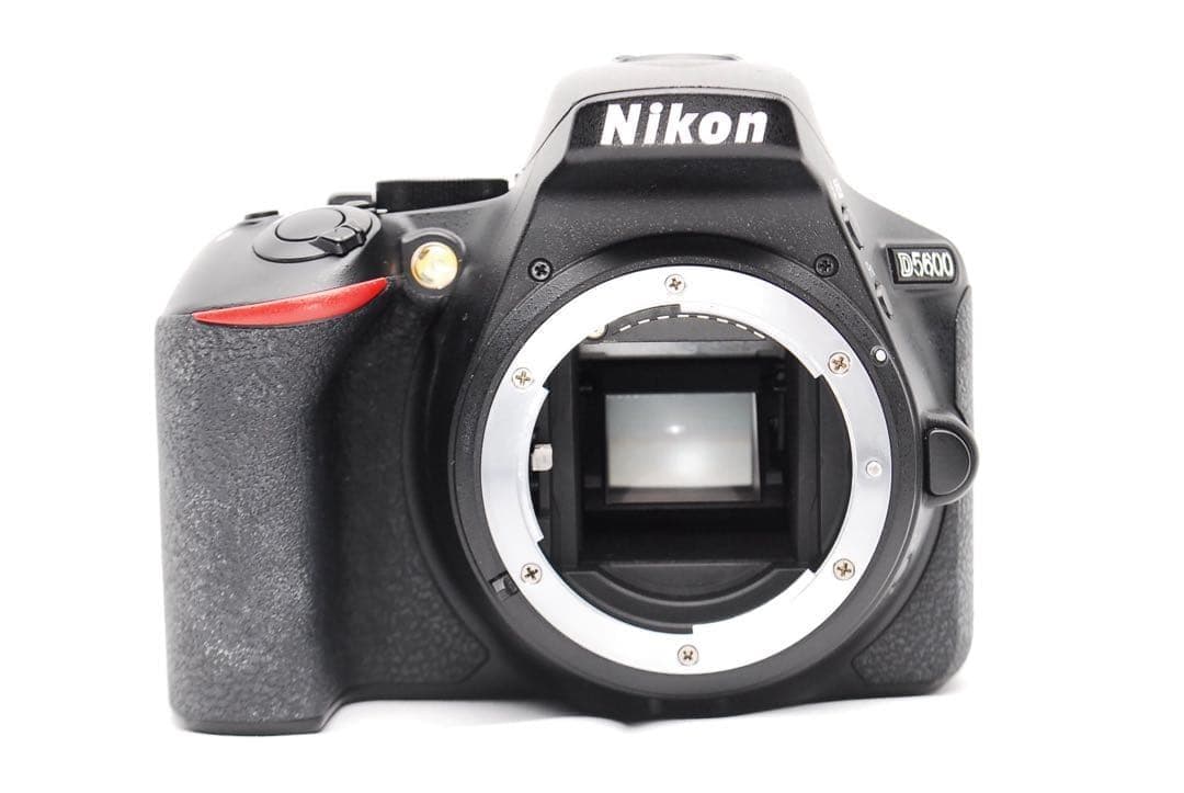 【ショット数僅少】Nikon D5600★WiFi搭載◎ダブルレンズ付