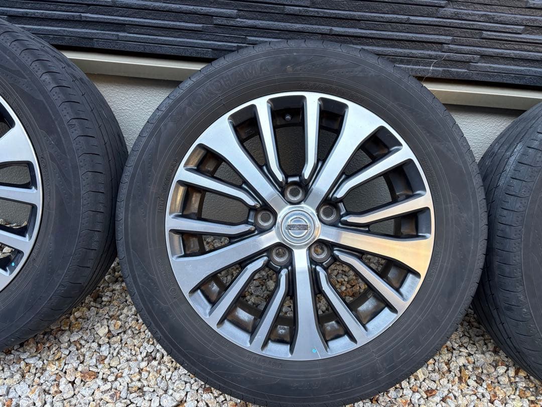 けーんー！セレナ純正ホイールタイヤセット。