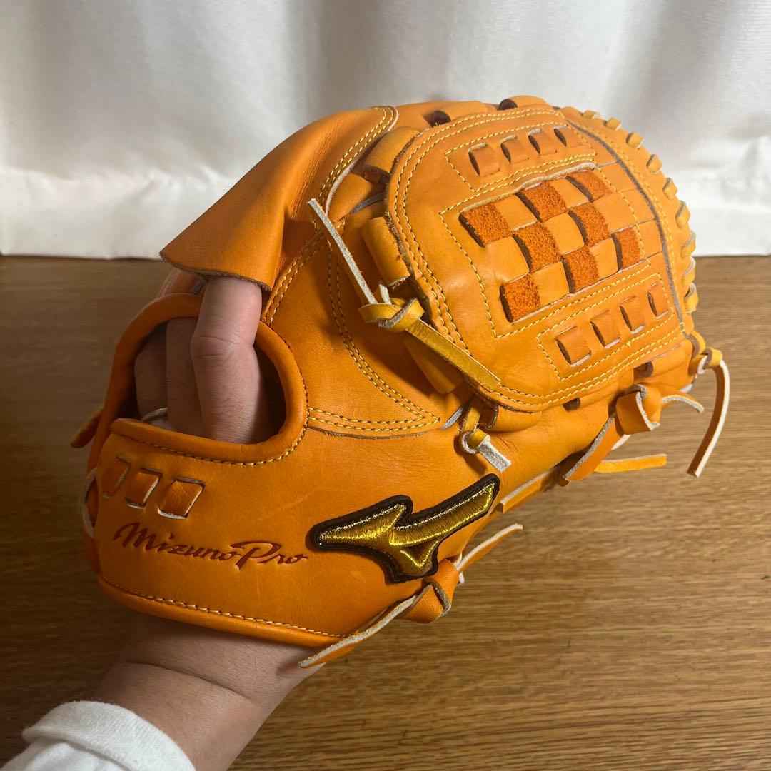 ミズノプロ 一般軟式 グローブ グラブ 投手 ピッチャー用 極美品 刺繍あり