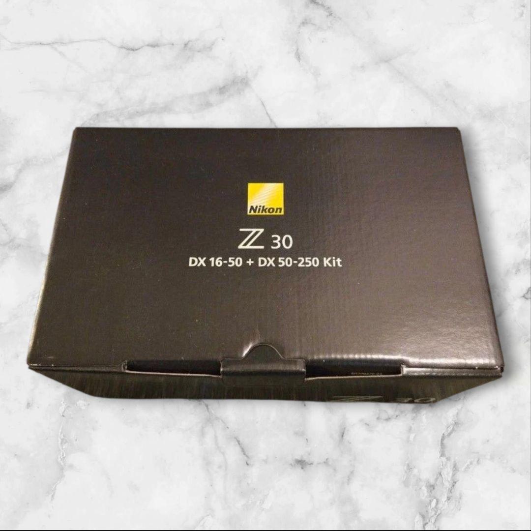 新品 未使用 Nikon Z30 ダブルズームキット
