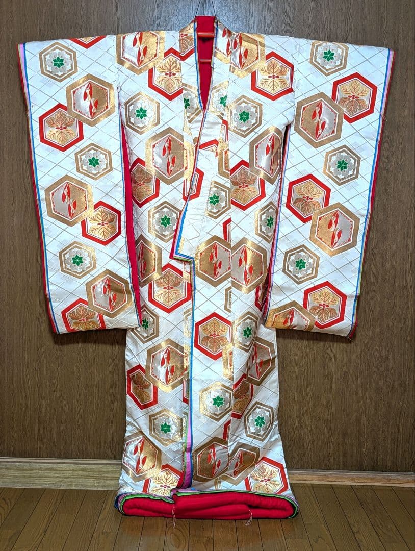 和装婚礼花嫁様 色打掛