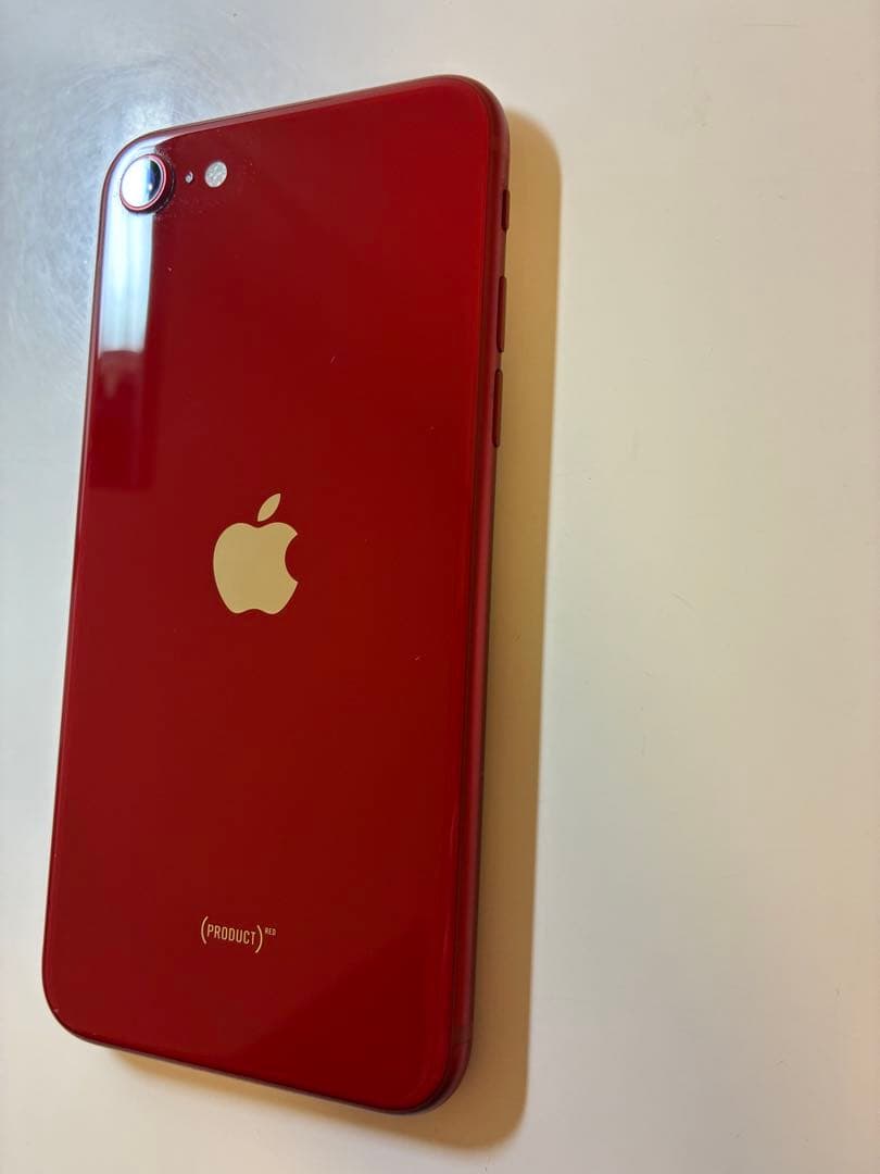 【Apple iPhone SE (第3世代) 64GB＋付属機器】