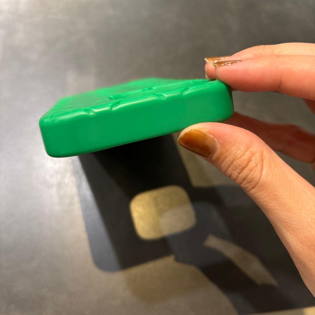 【きょんさん専用】BOTTEGA VENETA グリーン iPhone15pro