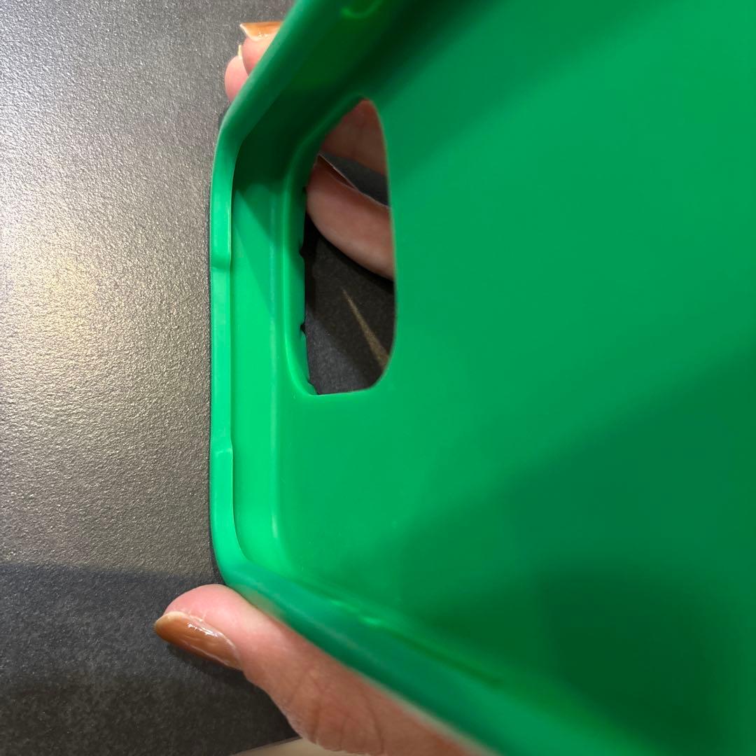 【きょんさん専用】BOTTEGA VENETA グリーン iPhone15pro