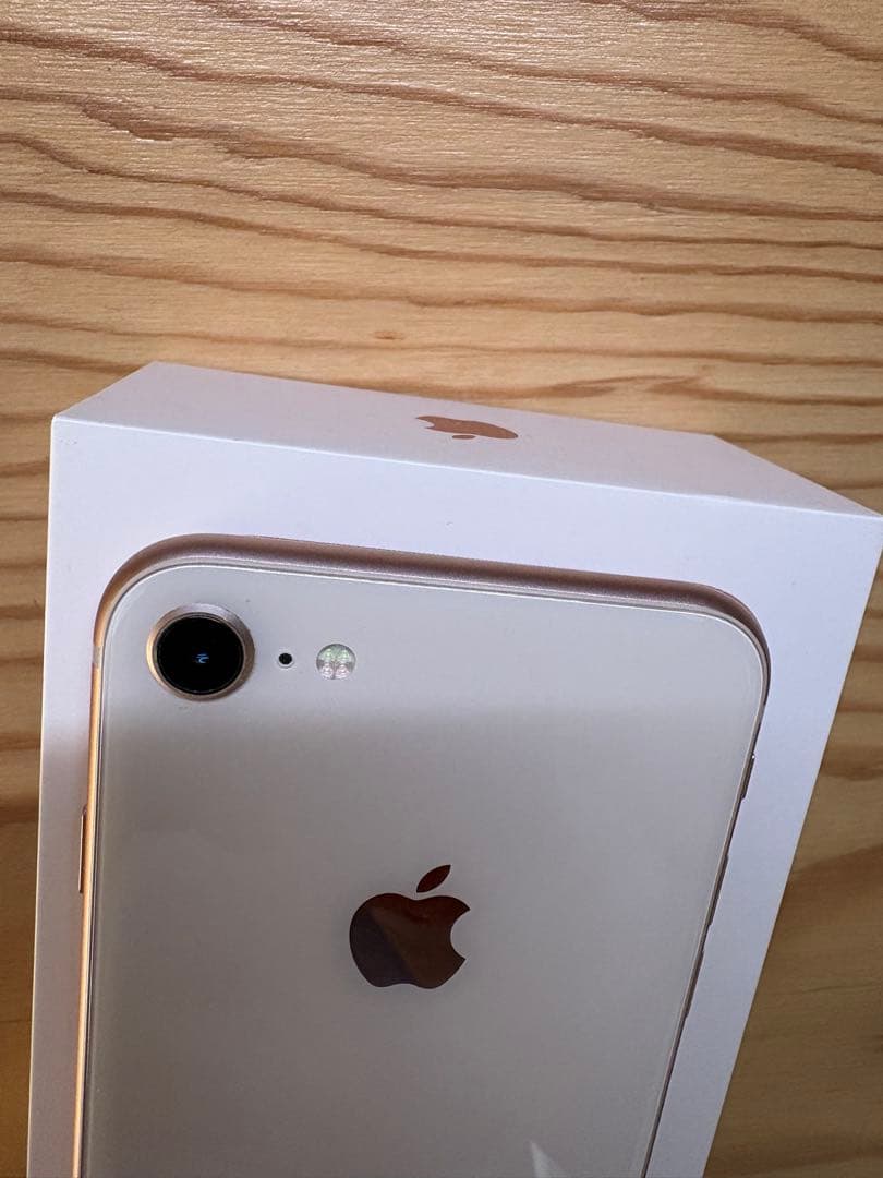 Apple iPhone 8 64GB ピンク simフリー 美品 bat80%