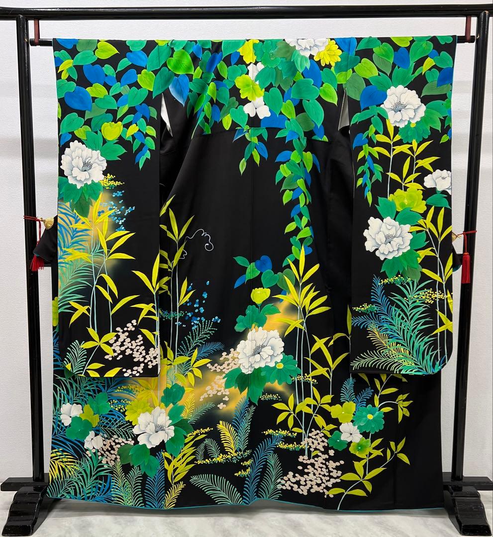 振り袖　フルセット　別誂長襦袢付　珍品　個性的　黒地　パーティー　結婚式　697