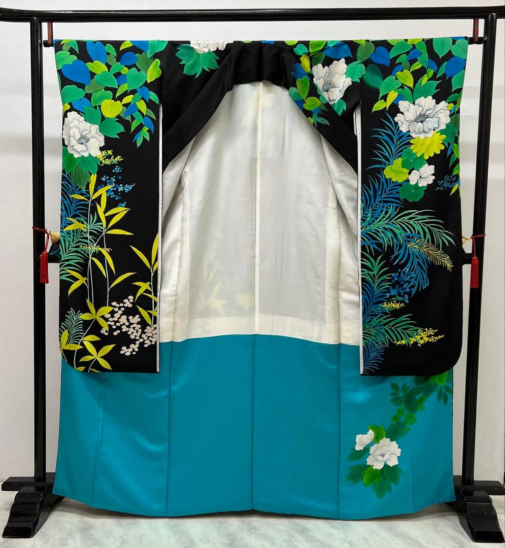 振り袖　フルセット　別誂長襦袢付　珍品　個性的　黒地　パーティー　結婚式　697