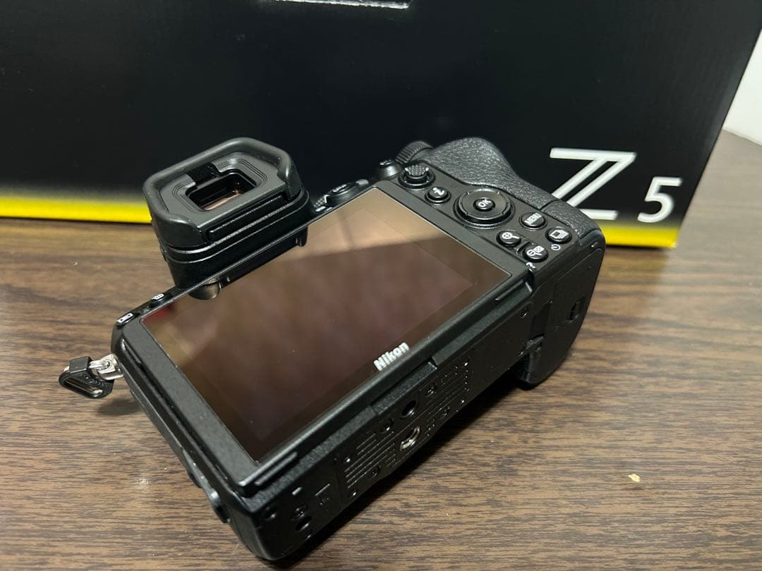 Nikon Z5 レンズキット NIKKOR Z 24-200mm