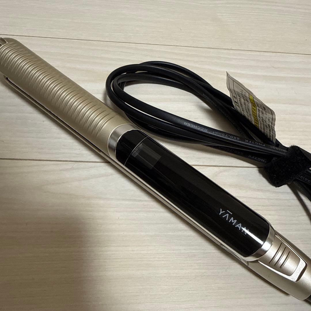 YAHAN ヤーマン スムースアイロンフォトイオン プラス ゴールド